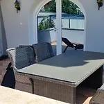 White Pearl With Free Ev Ch-station Апартаменты