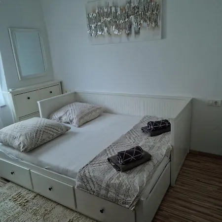 White Pearl With Free Ev Ch-station Apartment Valbandon