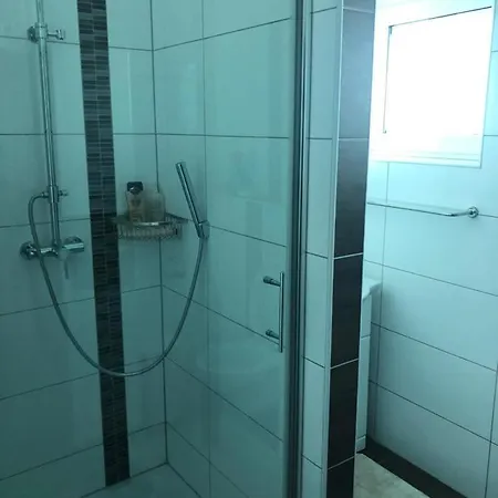 White Pearl With Free Ev Ch-station Apartament