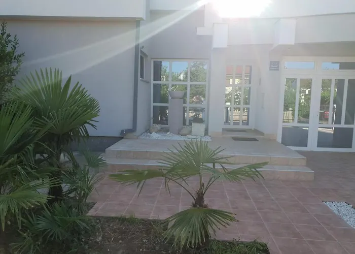 White Pearl With Free Ev Ch-station Apartmán Valbandon