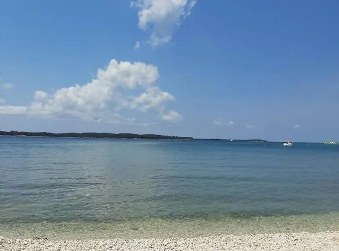 White Pearl With Free Ev Ch-station Apartmán