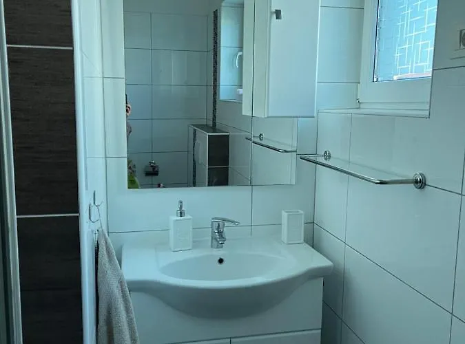 White Pearl With Free Ev Ch-station *